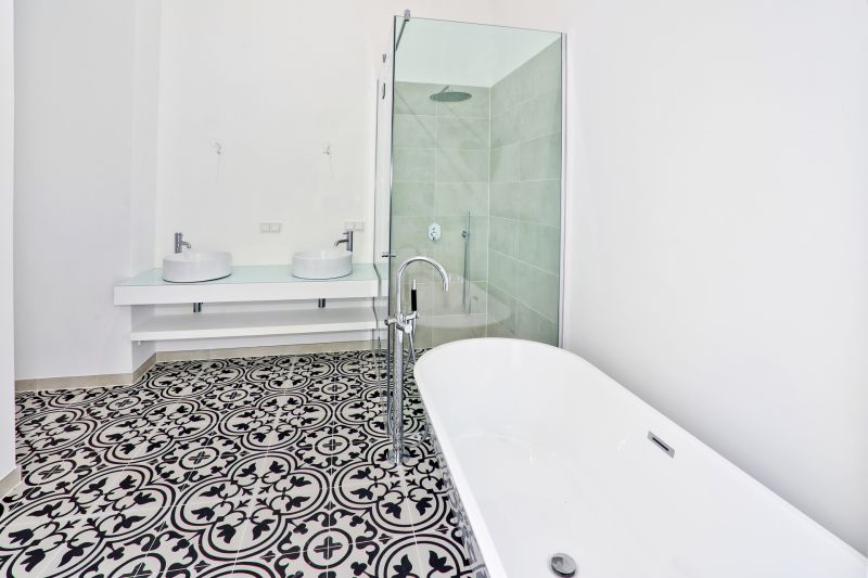 4 Zimmer im neu ausgebauten Dachgeschoß, großer gartenseitiger Balkon, Grünblick - zu kaufen in 1130 Wien / / 1130 Wien / Bild 2
