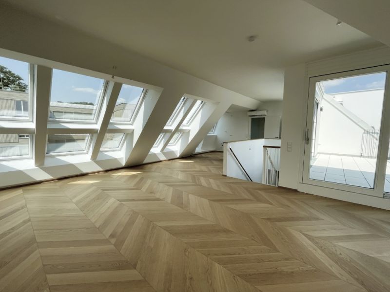 Traumhafte 4-Zimmer-Dachgeschoss-Maisonette mit zwei s�dostseitigen Terrassen zu kaufen in 1130 Wien /  / 1130&nbsp;Wien / Bild 2