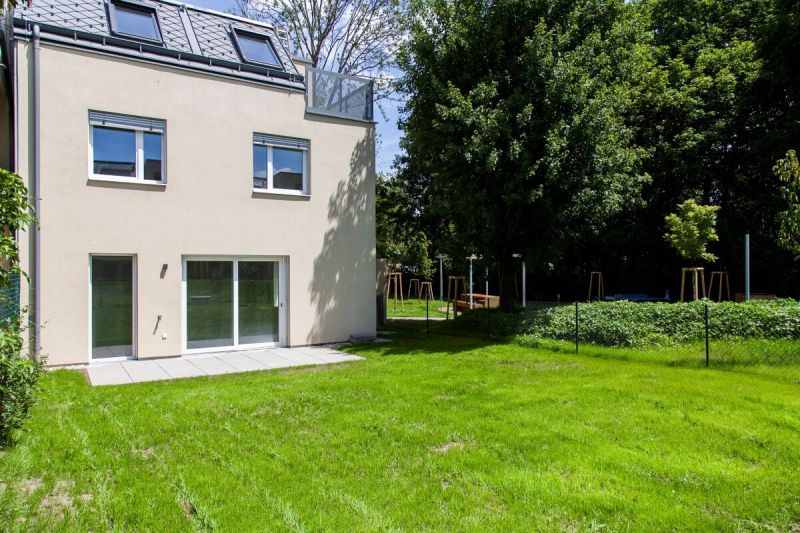 LIESING GARDENS - Moderne lichtdurchflutete Doppelhaushälfte mit Eigengarten beim Liesingbach - provisionsfrei zu kaufen in 1230 Wien / / 1230 Wien / Bild 1