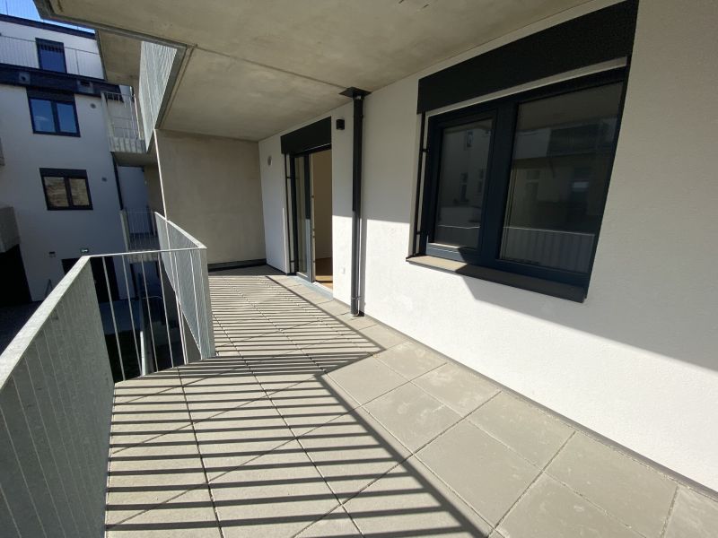 Loggiawohnung im 1. Obergeschoß - ideal für Homeoffice - bezugsfertig mit Einbauküche zu kaufen in 1140 Wien / / 1170 Wien, Hernals / Bild 1