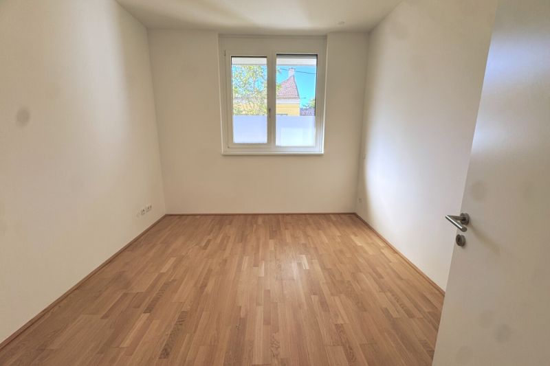 Familienwohnung im Erdgescho� - 3 Zimmer mit Loggia - bezugsfertig zu kaufen in 1140 Wien /  / 1140&nbsp;Wien / Bild 4