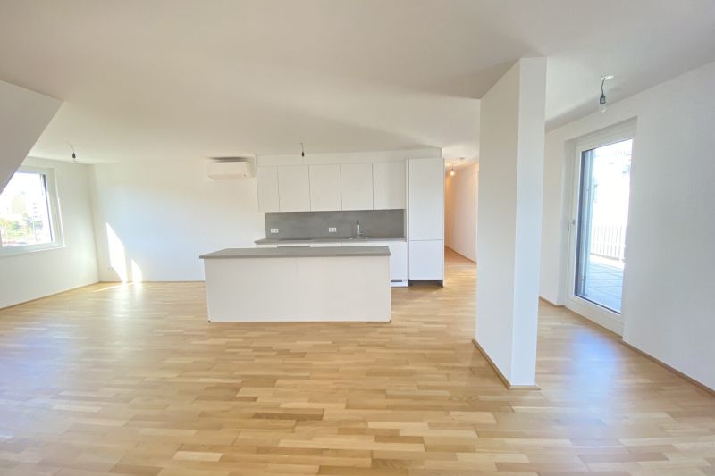Wohnen im Dachgescho� - Gro�z�gige Terrassenwohnung mit Einbauk�che - bezugsfertig zu kaufen in 1140 Wien /  / 1140&nbsp;Wien / Bild 1