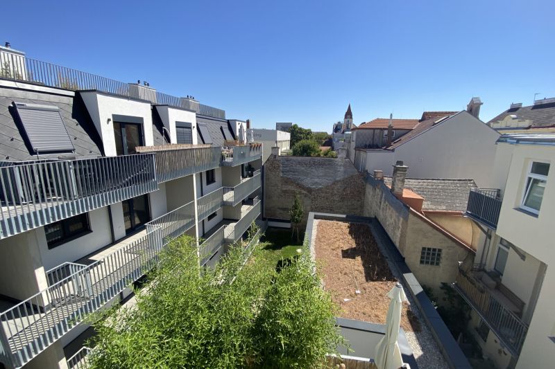 Wohnen im Dachgescho� - Gro�z�gige Terrassenwohnung mit Einbauk�che - bezugsfertig zu kaufen in 1140 Wien /  / 1140&nbsp;Wien / Bild 0