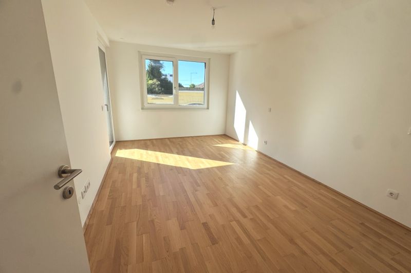 Bezugsfertige Wohnung im 1. Obergeschoß, mit Loggia, Balkon und Tageslichtbad - zu kaufen in 1140 Wienj / / 1140 Wien / Bild 2