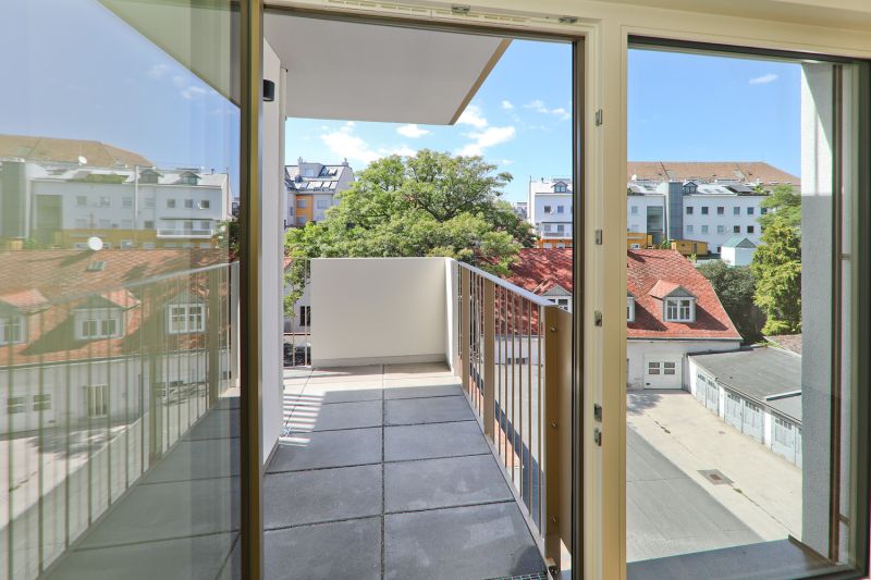 Erstbezug in U3-Nähe - Traumhafte 4,5 Zimmer mit Balkon - bezugsfertig zu kaufen in 1140 Wien / / 1140 Wien / Bild 1