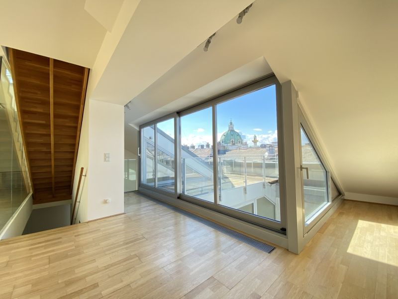 Blick zur Karlskirche - Dachgescho�traum mit 5 Zimmern und Terrassen - zu kaufen in 1040 Wien /  / 1040&nbsp;Wien, Wieden / Bild 9