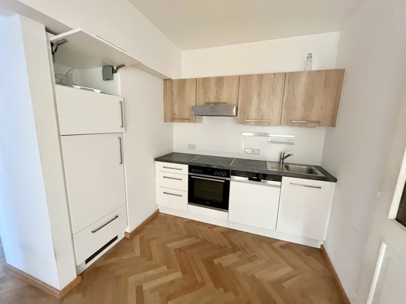 Tolle Dachgescho�wohnung in der Grazer Innenstadt zu mieten! /  / 8010&nbsp;Graz / Bild 1
