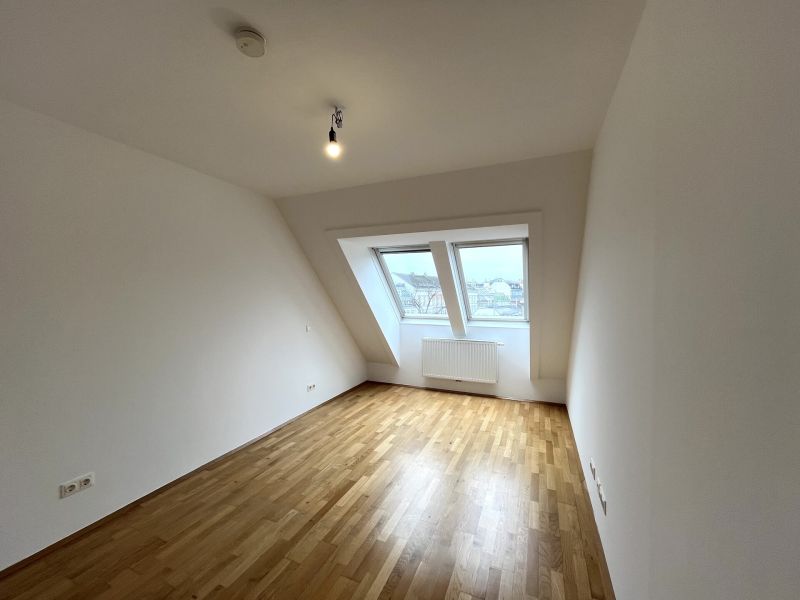 Schöne 4 Zimmer Wohnung mit Freifläche in 1060 Wien! / / 1060 Wien / Bild 5