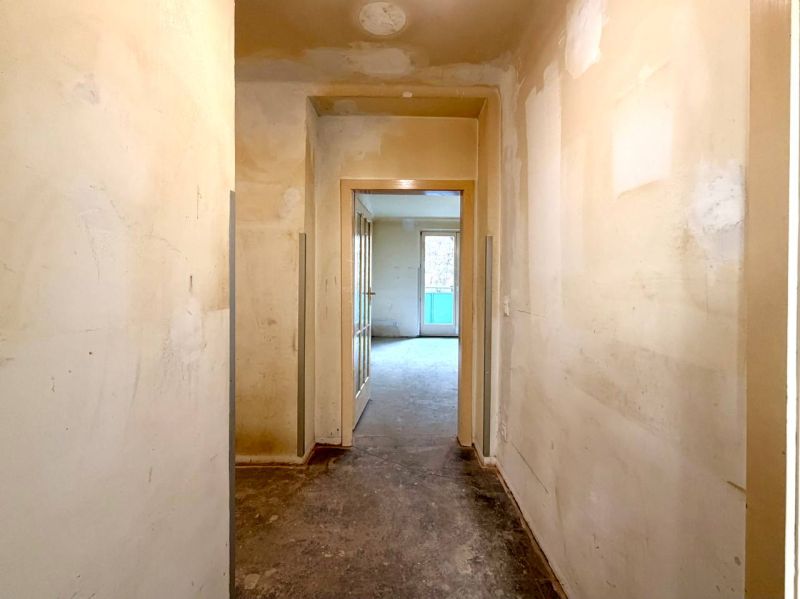 3-Zimmer-Wohnung mit Balkon im Gr�nen unbefristet & provisionsfrei (ACHTUNG: UNSANIERT!) /  / 1120&nbsp;Wien / Bild 1