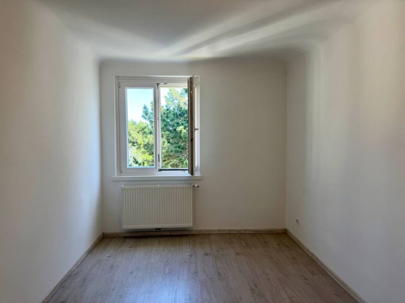 Ruhige 3-Zimmer Dachgeschosswohnung in grüner Lage in Hietzing / / 1130 Wien / Bild 13