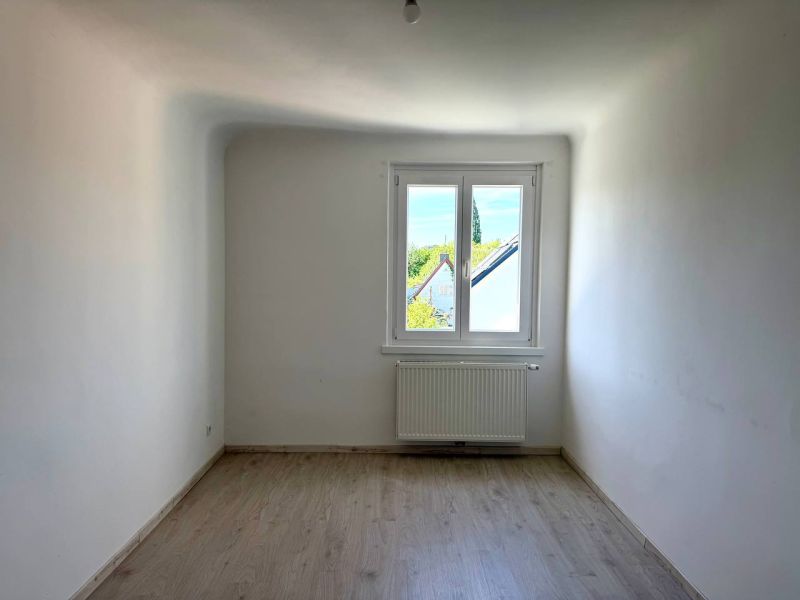 Ruhige 3-Zimmer Dachgeschosswohnung in grüner Lage in Hietzing / / 1130 Wien / Bild 2