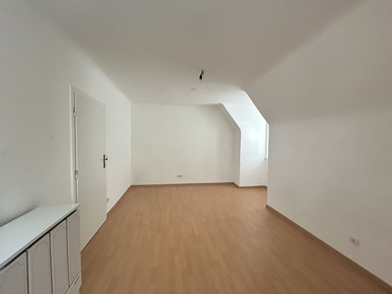 Ger�umige 2-Zimmer-Wohnung im DG /  / 1180&nbsp;Wien / Bild 0