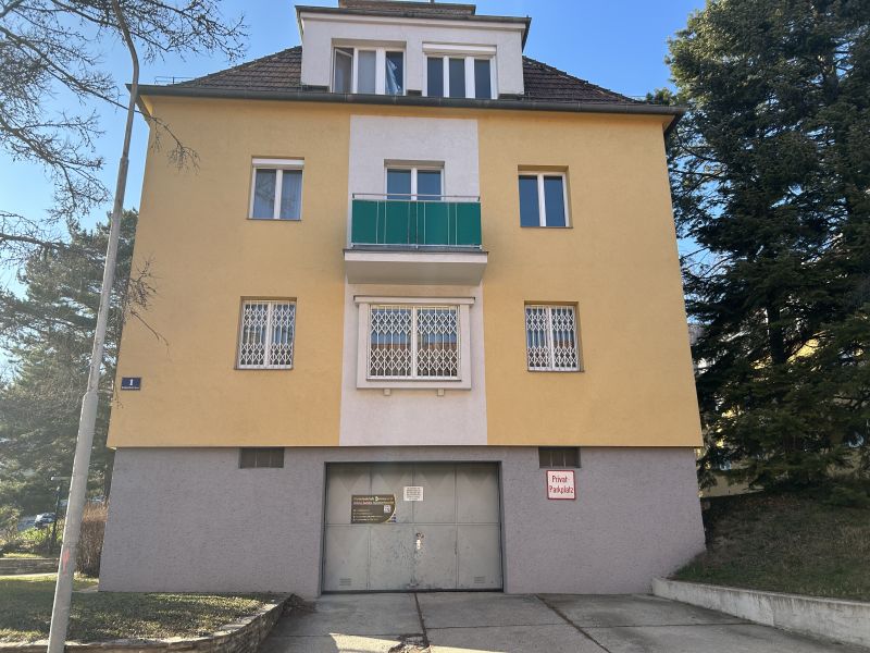 Pärchehnhit mit Balkon - Geräumige 3-ZImmer-Wohnung Nähe Grinzing / / 1190 Wien / Bild 0