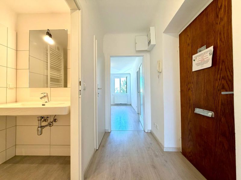 Ruhige 3-Zimmer Dachgeschosswohnung in grüner Lage in Hietzing / / 1130 Wien / Bild 6