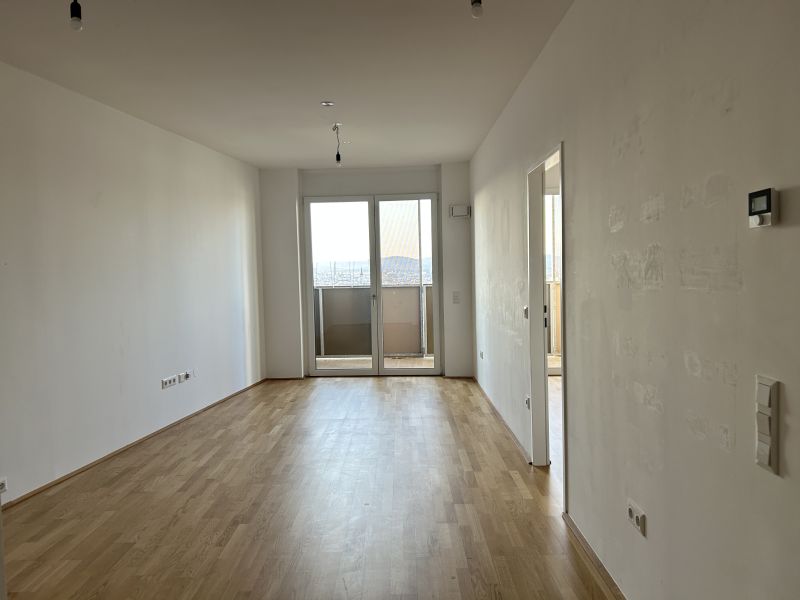 Geräumige 2-Zimmer-Wohnung im 21.OG / / 1030 Wien / Bild 2