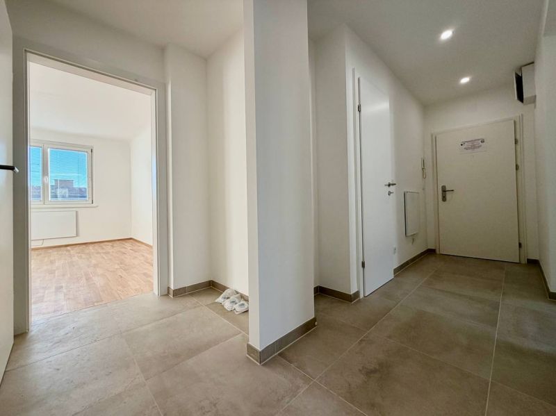 Hochwertig sanierte 2-Zimmer-Wohnung nahe Meidlinger Hauptstraße