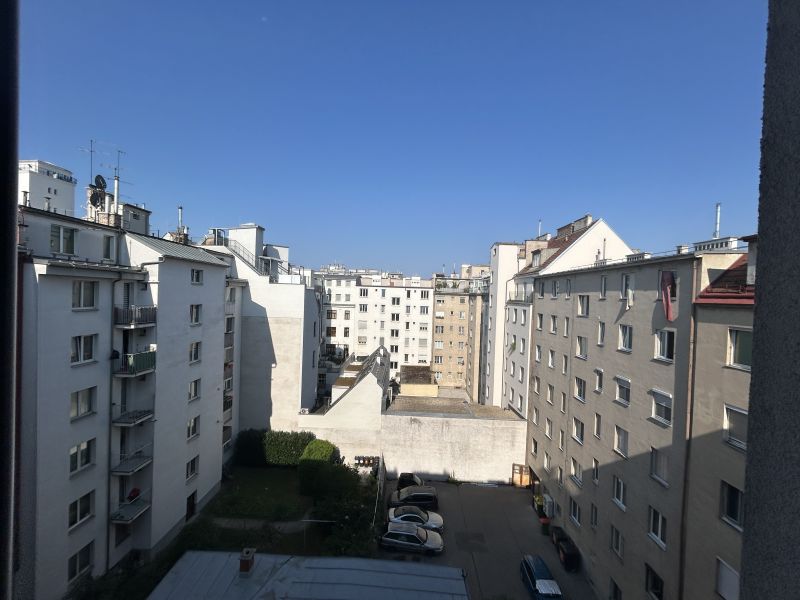 Ger�umige 2-Zimmer-Wohnung im 5.OG /  / 1100&nbsp;Wien / Bild 4