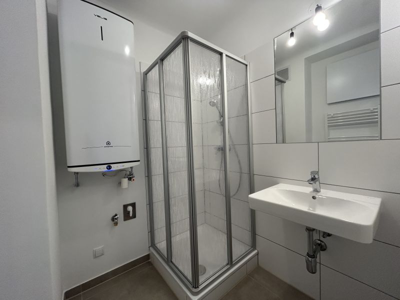 Ger�umige 2-Zimmer-Wohnung im 5.OG /  / 1100&nbsp;Wien / Bild 6