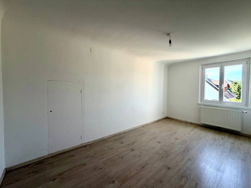 Ruhige 3-Zimmer Dachgeschosswohnung in grüner Lage in Hietzing / / 1130 Wien / Bild 3