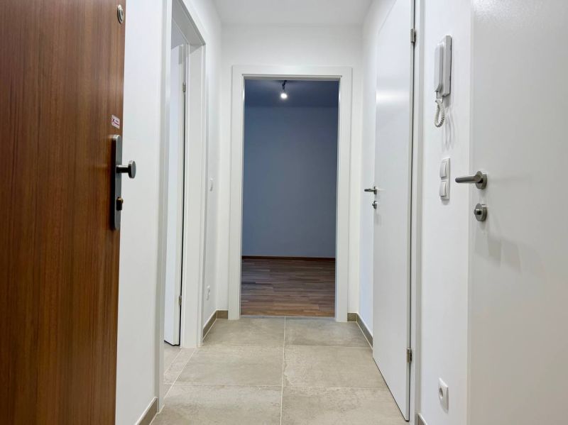 2-Zimmer sanierte Mietwohnung in ruhiger Gr�nlage /  / 1120&nbsp;Wien / Bild 2