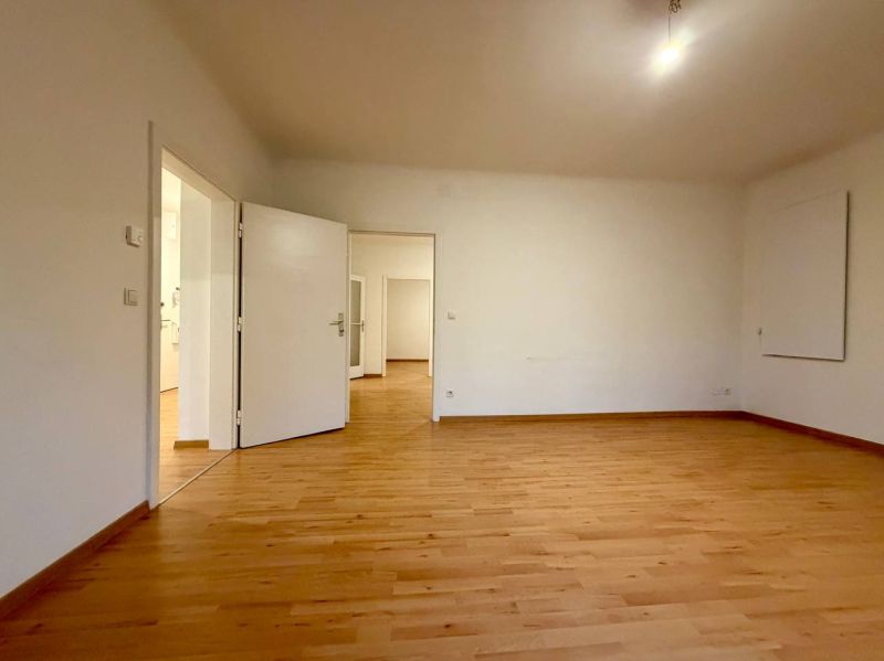 Helle unbefristete 3-Zimmer-Wohnung mit Balkon in gr�ner Ruhelage - 1130 Wien (Hietzing) /  / 1130&nbsp;Wien / Bild 0