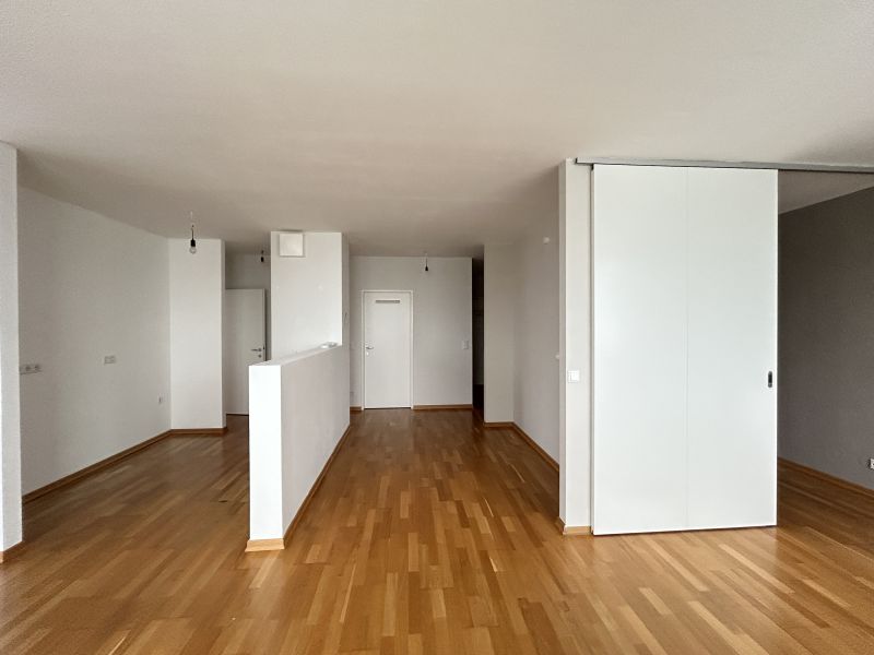 Charmante 2-Zimmer-Wohnung im 5.OG. /  / 1220&nbsp;Wien / Bild 2