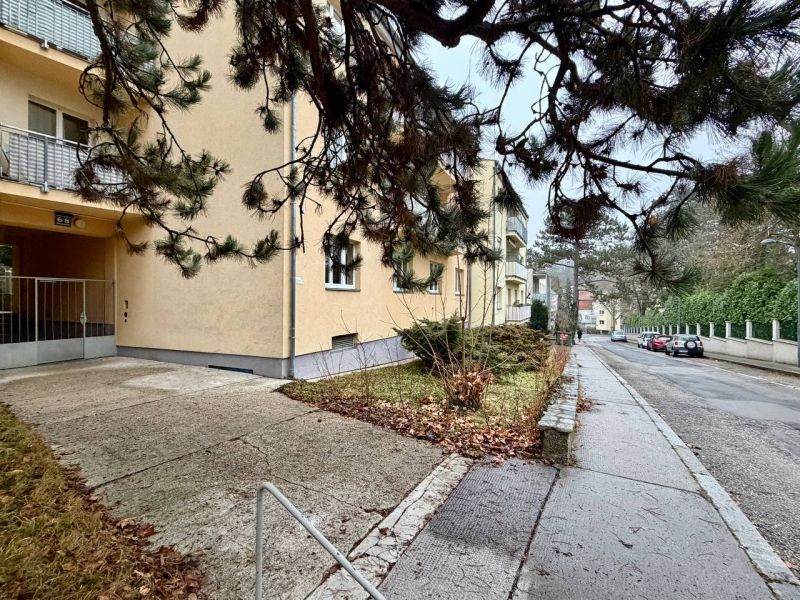 Helle unbefristete 3-Zimmer-Wohnung mit Balkon in gr�ner Ruhelage - 1130 Wien (Hietzing) /  / 1130&nbsp;Wien / Bild 3