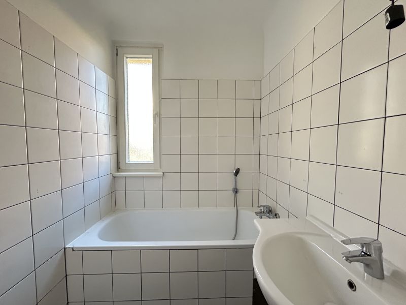 Pärchehnhit mit Balkon - Geräumige 3-ZImmer-Wohnung Nähe Grinzing / / 1190 Wien / Bild 2