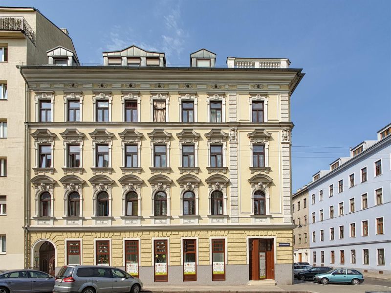 Bastlerwohnung mit Terrasse am Arthaberplatz
