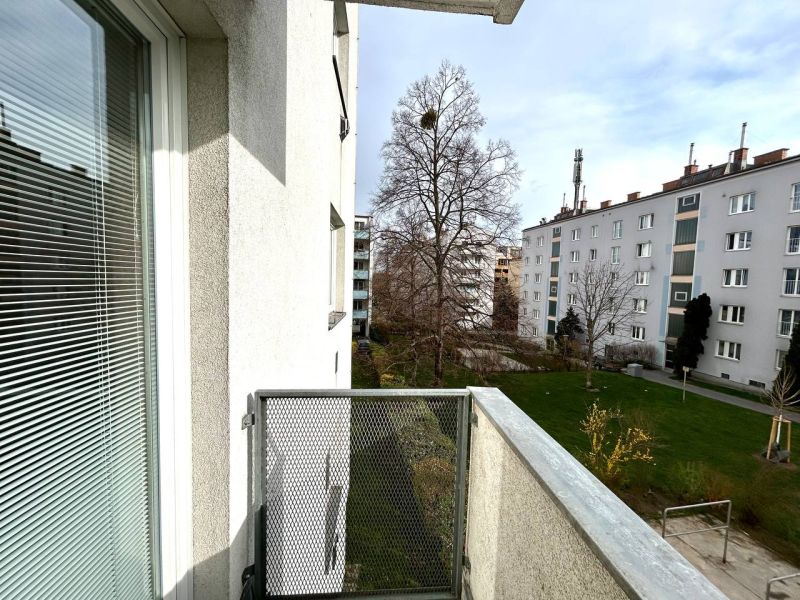 Sanierungsbedrftige Bastlerwohnung mit Potenzial /  / 1120 Wien / Bild 2