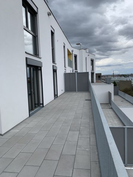 SKYLINEBLICK - MAISONETT DACHGESCHOSSWOHNUNG MIT TERRASSE UND LOGGIA - NHE U3 /  / 1030 Wien / Bild 1