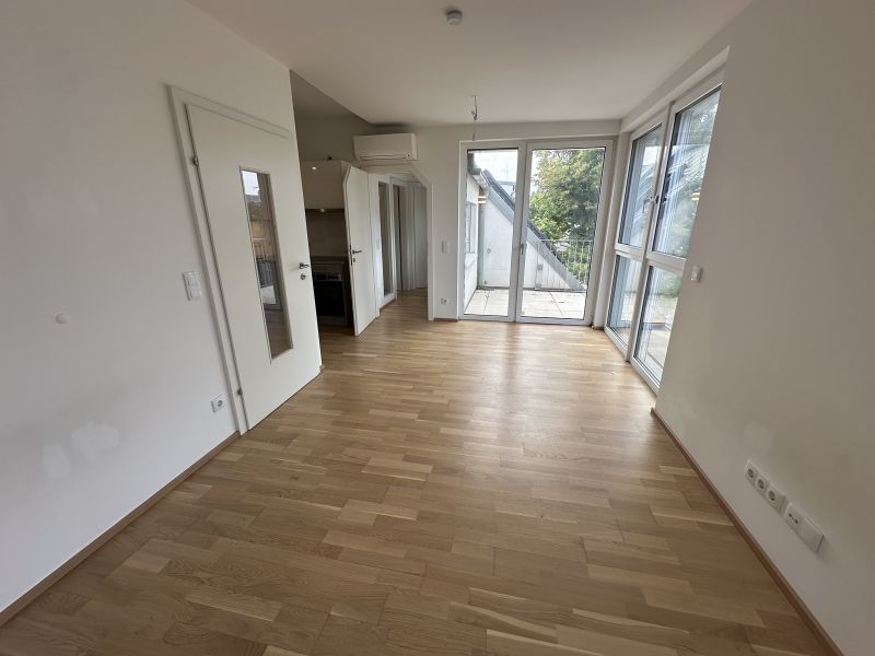 Komfortabel wohnen: 2-Zimmer-Wohnung mit privater Terrasse IN OBERLAA NHE U1 NEULAA /  / 1100 Wien / Bild 6