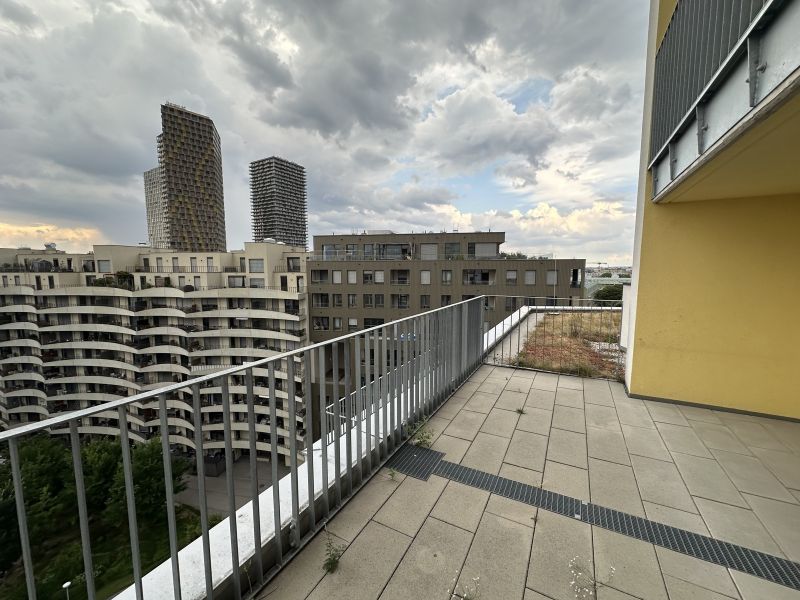 SKYLINEBLICK - DACHGESCHOSSWOHNUNG MIT TERRASSE UND LOGGIA - NHE U3 /  / 1030 Wien / Bild 5