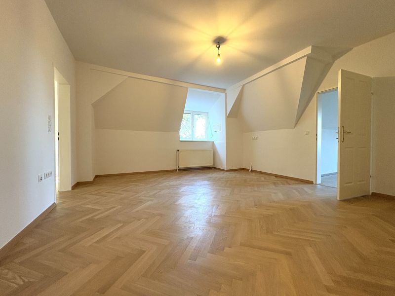 Naturnah wohnen nahe Lainzer Tiergarten ? sanierte Dachgeschosswohnung /  / 1130&nbsp;Wien, Hietzing / Wien 13., Hie / Bild 6