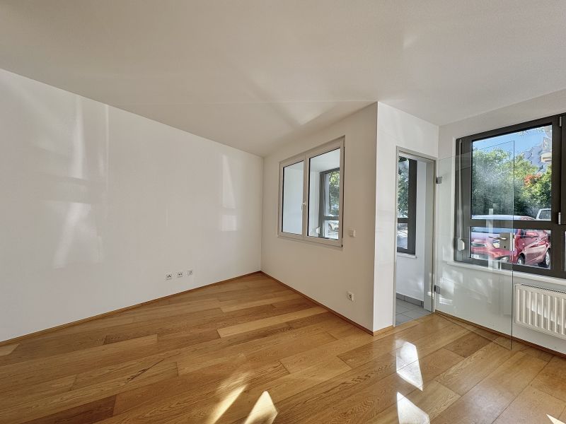 Exklusives Wohnen: 2-Zimmer-Wohnung mit Terrasse, Gartenidylle und Wintergarten /  / 1160 Wien / Bild 4