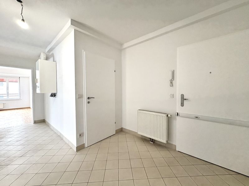 DG-Traum | 2-Zimmer-Wohnung + moderne Küche & Tageslichtbadezimmer ? in stilvoll saniertem Altbau / / 1170 Wien, Hernals / Wien 17., Hern / Bild 2