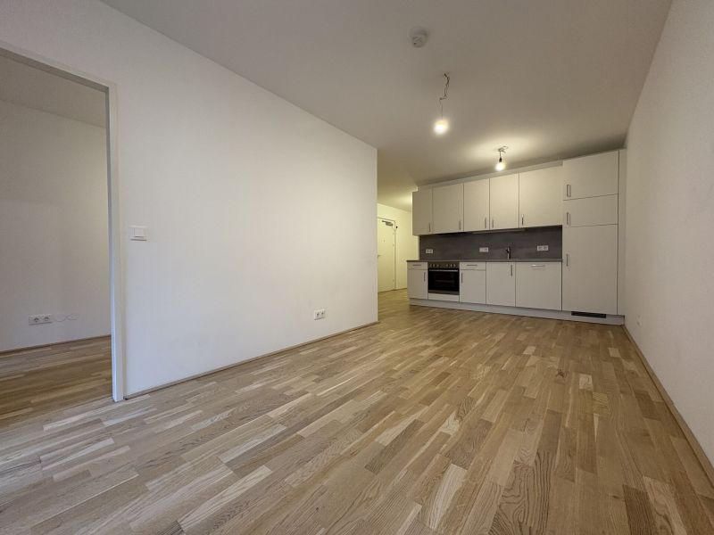 komplette Ruhelage mit Blick ins Grüne: 2-Zimmer-Wohnung I Balkon | U3 Anbindung / / 1150 Wien / Bild 4