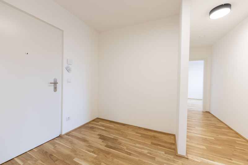 SOFORTBEZUG - Urbanes Wohnen trifft Freiraum: 4 Zimmer mit Balkon - Traumhafte Neubauwohnung /  / 1220 Wien / Bild 2