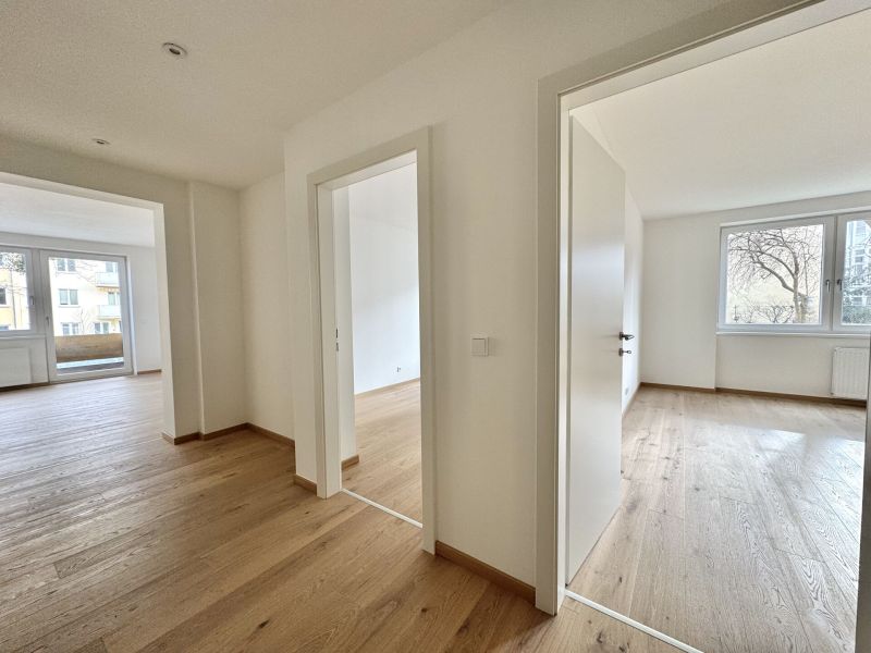 AM HAIN - Eleganz trifft Funktion ? großzügige 5-Zimmer-Eckwohnung mit Balkon am Wertheimsteinpark
