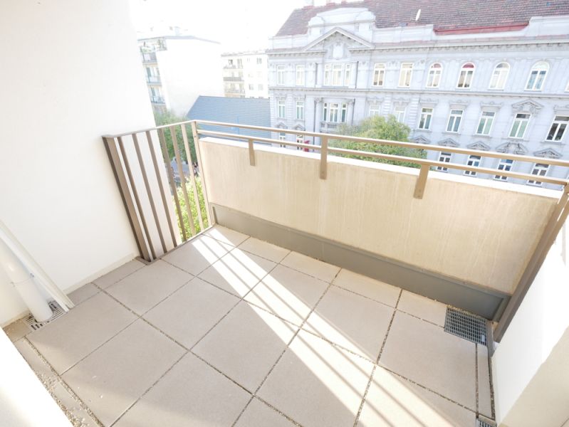 AB DEZEMBER: Wundervolle 2-Zimmerwohnung Nahe Floridsdorfer Hauptbahnhof mit Balkon und Loggia /  / 1210 Wien / Bild 3