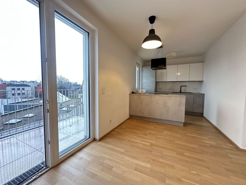 AB FEBRUAR: 2-Zimmer Mietwohnung in kompletter Ruhelage mit südseitigem Balkon | nähe U1 Neulaa