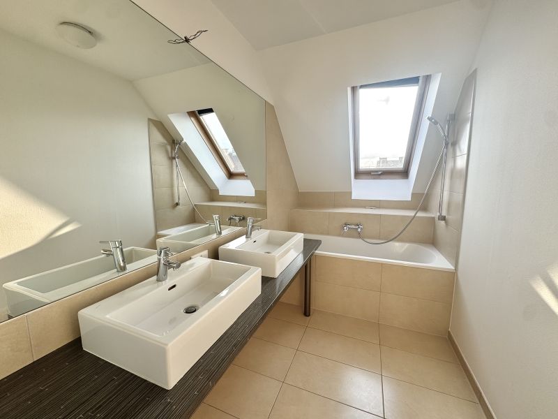 Dachgeschoss-Maisonette mit 3 Zimmern und traumhaftem Weitblick nahe der ueren Mariahilfer Strae /  / 1150 Wien, Rudolfsheim-Fnfhaus / W / Bild 7