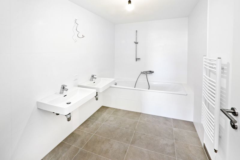 LUXUS MIT DONAUBLICK: Exklusive 4-Zimmer-Wohnung im  Marina Tower mit perfektem Schnitt /  / 1020 Wien / Bild 4