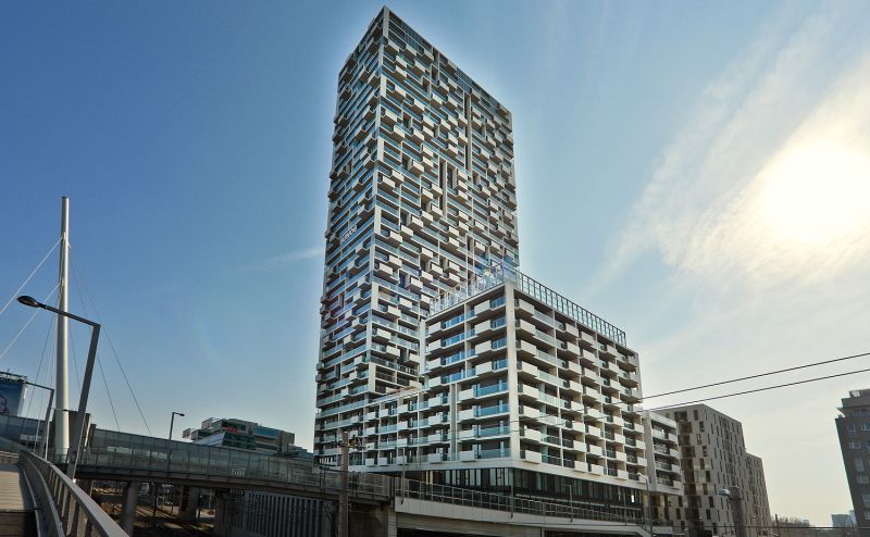 Moderne 2-Zimmer-Wohnung im Marina Tower mit Einbauküche und Freifläche - Top Lage / / 1020 Wien / Bild 7