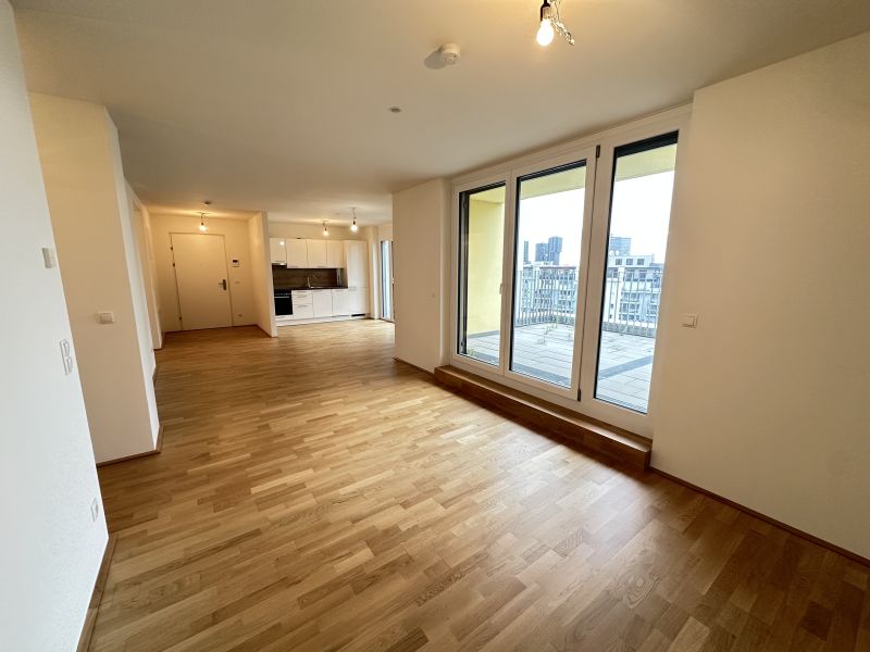 SKYLINEBLICK - DACHGESCHOSSWOHNUNG MIT TERRASSE UND LOGGIA - NHE U3 /  / 1030 Wien / Bild 3