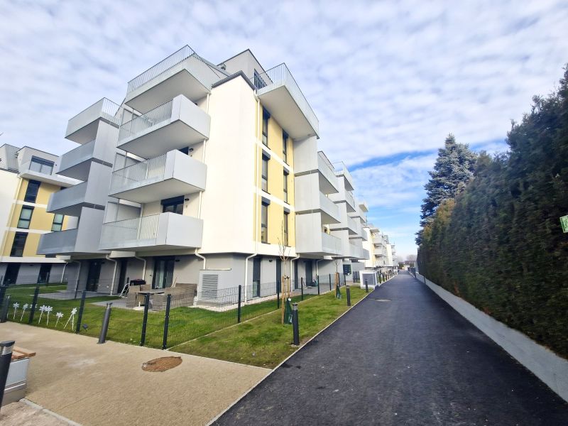 1 Stellplatz bis Jahresende 2025 Mietfrei! Erstbezug zwischen Badeteich Hirschstetten und Seestadt /  / 1220 Wien / Bild 2
