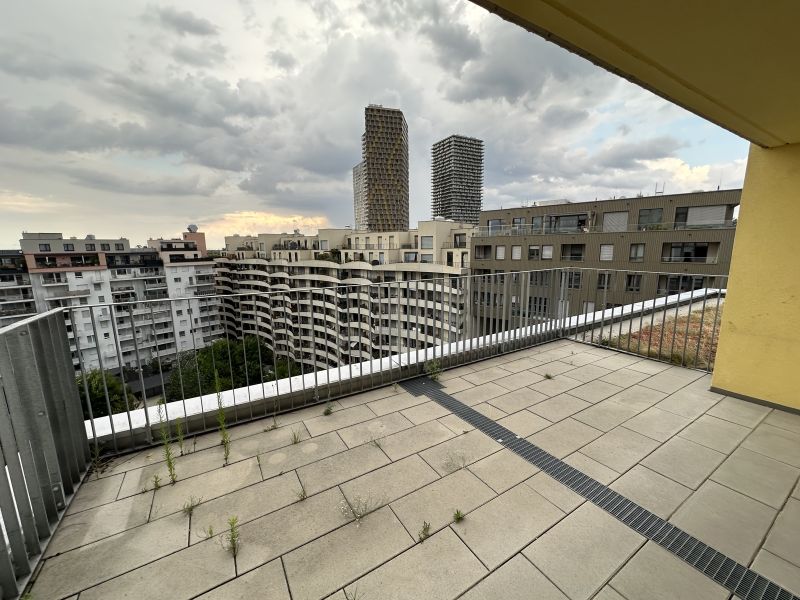 SKYLINEBLICK - DACHGESCHOSSWOHNUNG MIT TERRASSE UND LOGGIA - NHE U3 /  / 1030 Wien / Bild 4