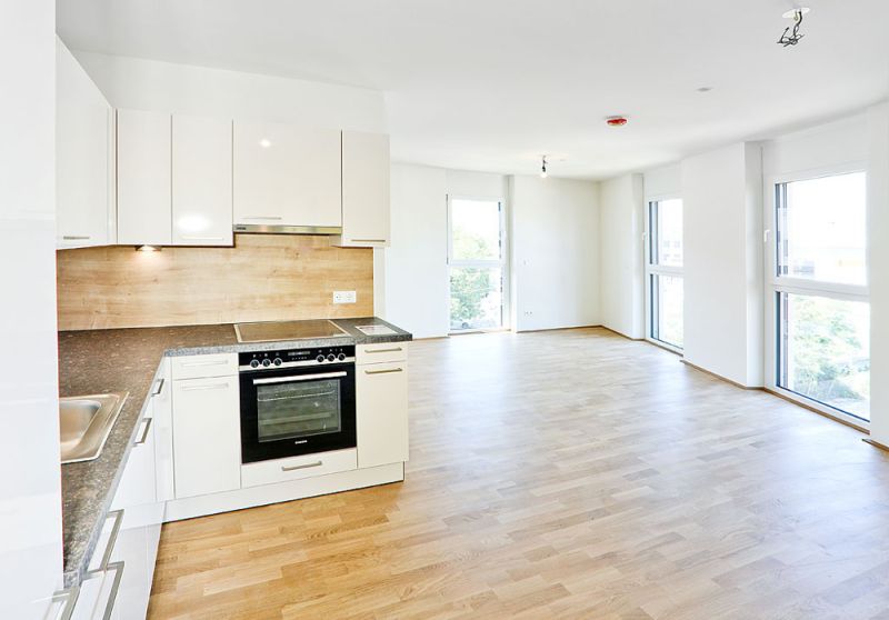 Ideal geschnittene 2-Zimmer-Wohnung mit Außenfläche - ZENTRALE LAGE MIT FUßBODENKÜHLUNG