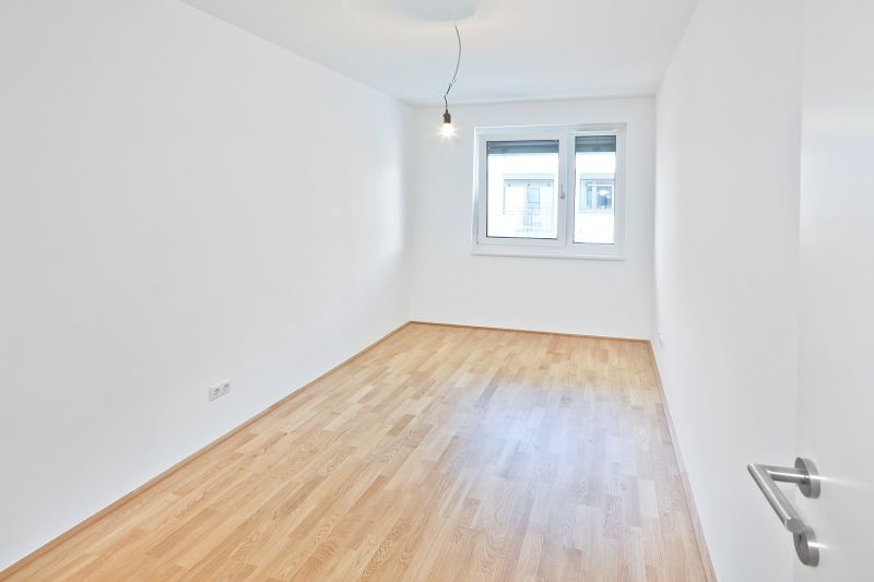 Wunderschöne 3-Zimmer-Wohnung idealer Grundriss mit Loggia und Einbauküche / / 2000 Stockerau / Bild 1