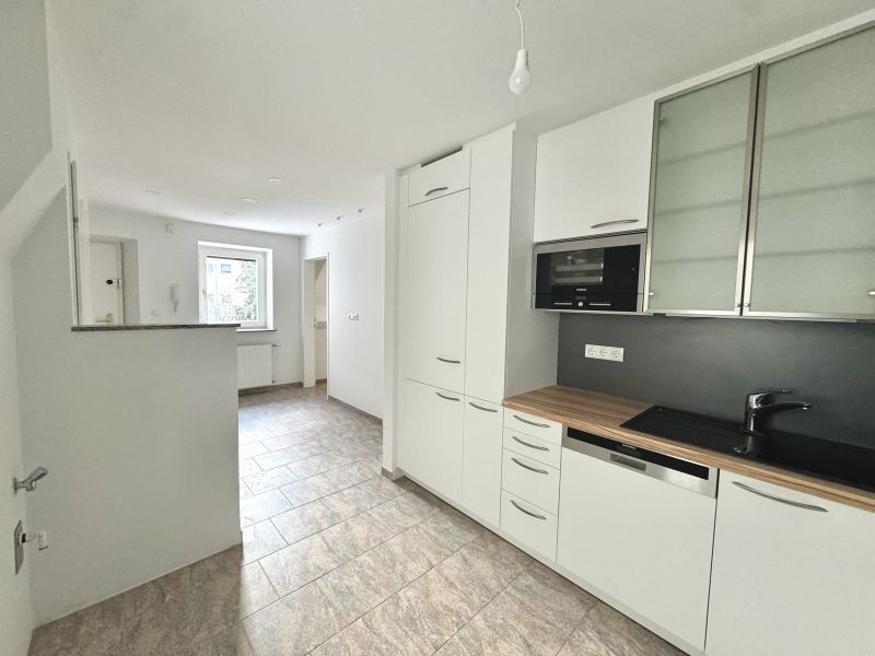 Naturnah wohnen nahe Lainzer Tiergarten ? sanierte Dachgeschosswohnung + optionaler Garage & Garten /  / 1130 Wien, Hietzing / Wien 13., Hie / Bild 7